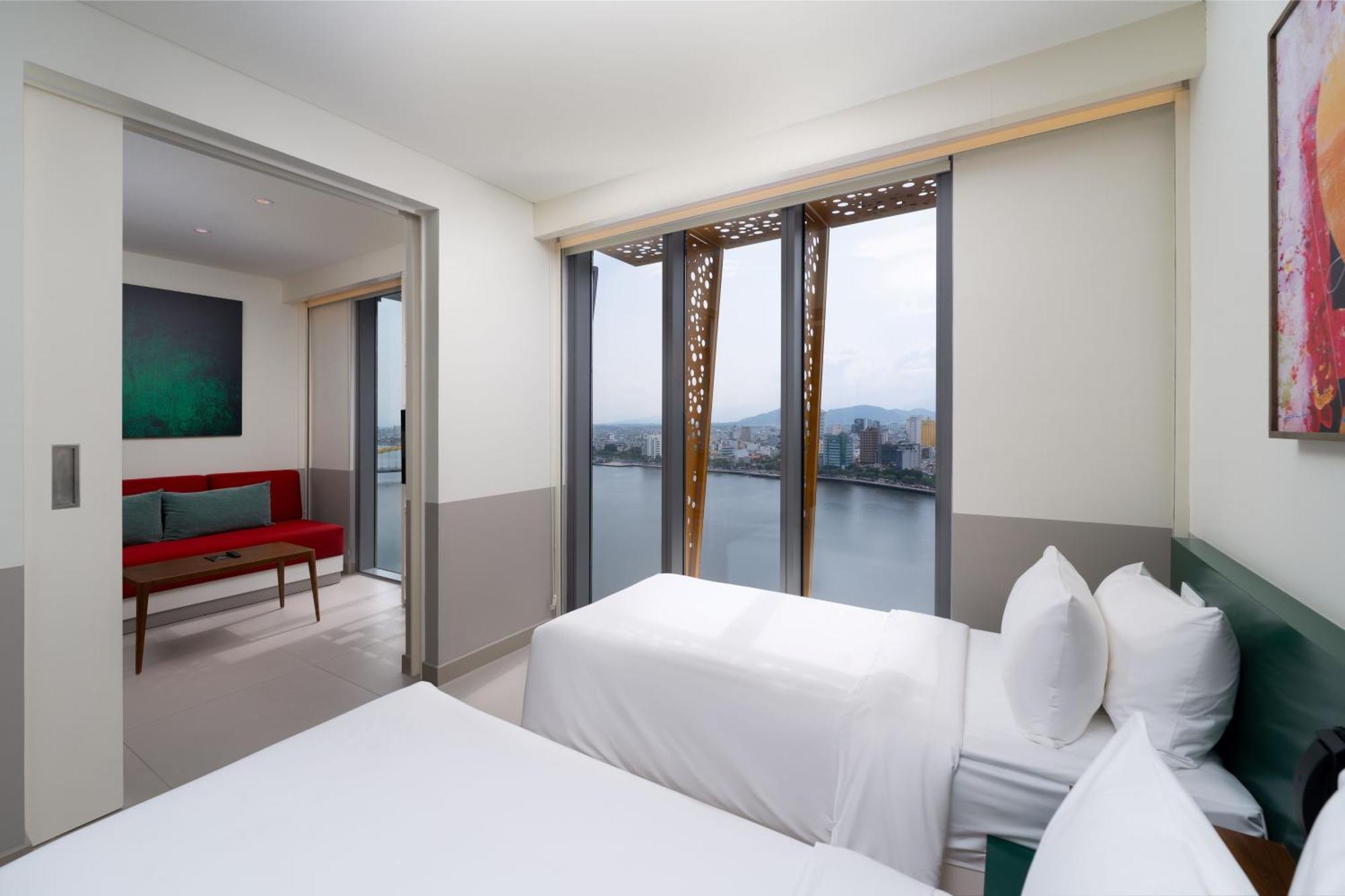 Wink Icon Hotel Danang Riverside - Luxury Suites - 24Hrs Stay & Rooftop Pool Bar 外观 照片