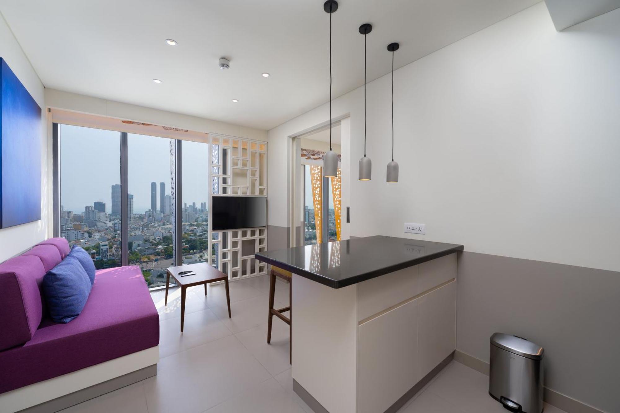 Wink Icon Hotel Danang Riverside - Luxury Suites - 24Hrs Stay & Rooftop Pool Bar 外观 照片