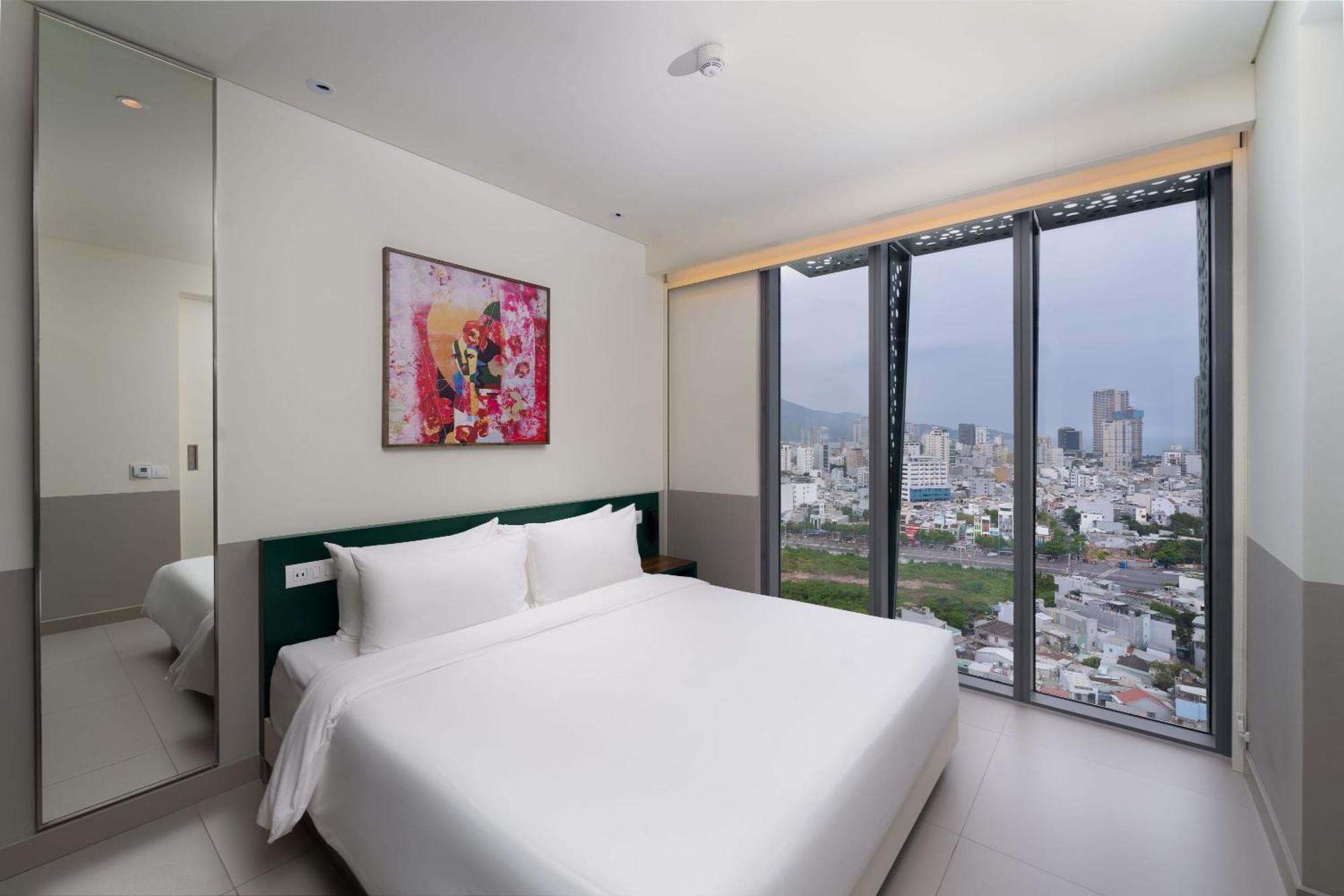 Wink Icon Hotel Danang Riverside - Luxury Suites - 24Hrs Stay & Rooftop Pool Bar 外观 照片